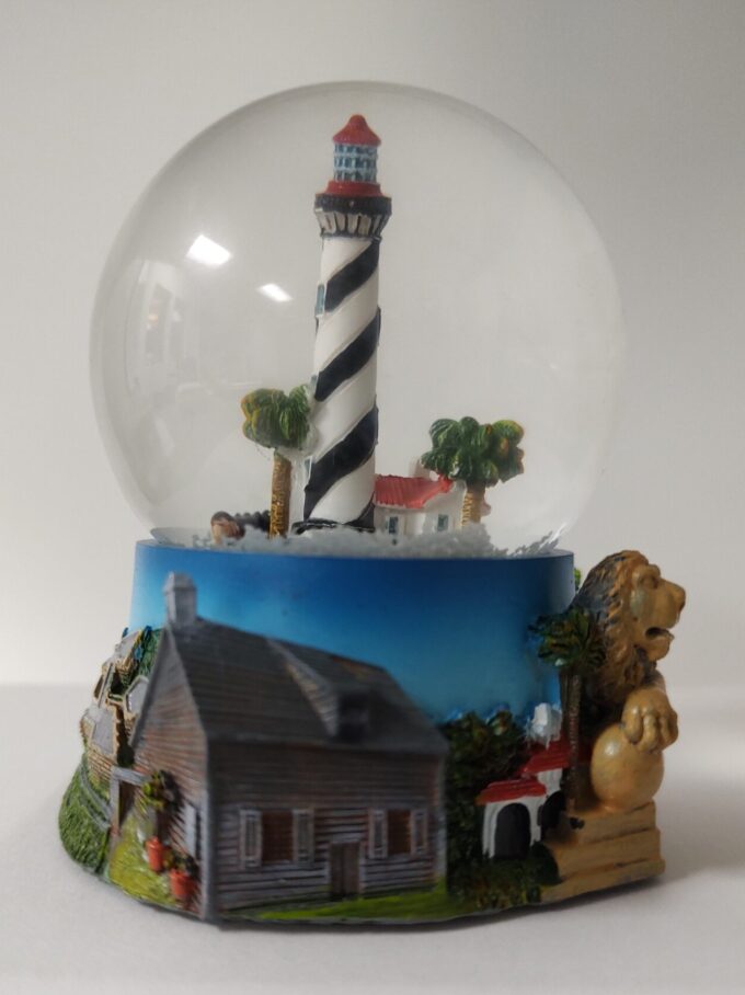 Glass and Poly-Resin Snow Globe 65mm